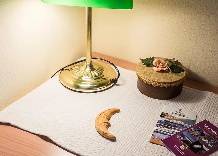 Luna Dorata 住宿加早餐酒店 塞拉尔朱斯